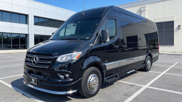 10 passenger sprinter van madison